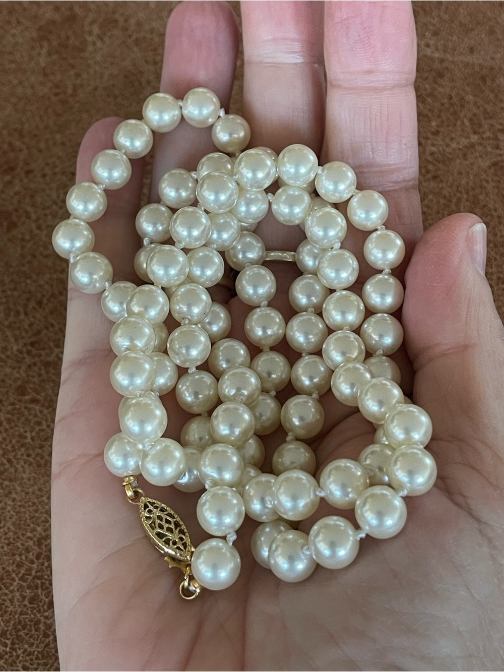 Vintage faux quality Evco Pearl Necklace with Lustrous Sheen hand knotted